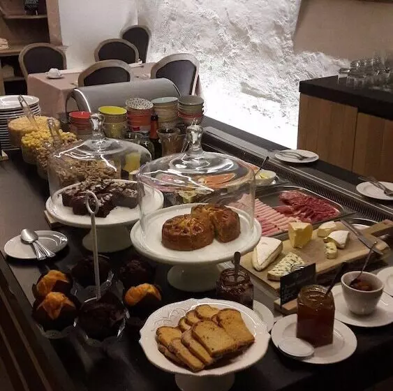 Boutique Hotel De Castillion Small Elegant Family