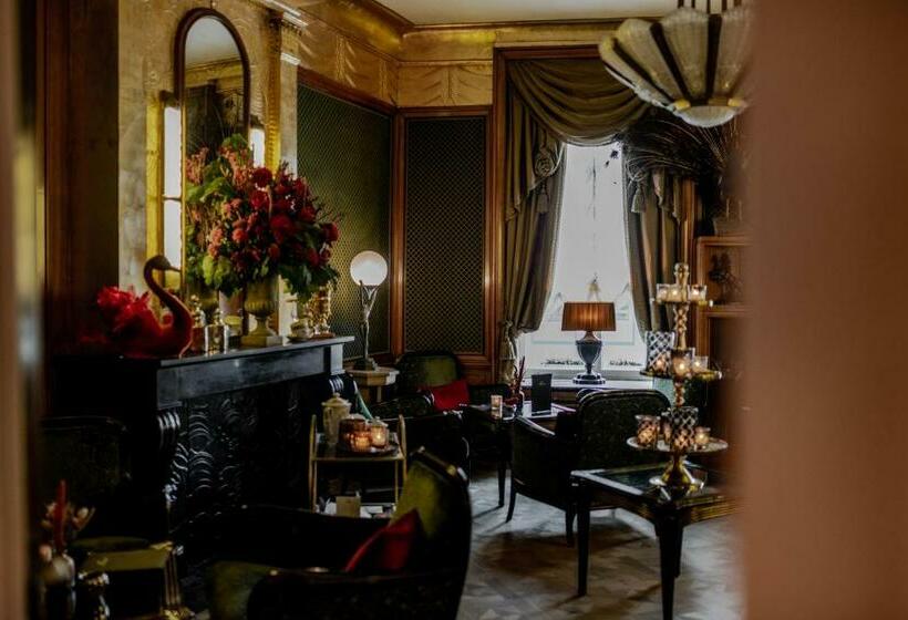 Boutique Hotel De Castillion Small Elegant Family