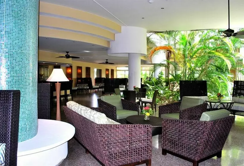 호텔 Grand Royal Antiguan Beach Resort