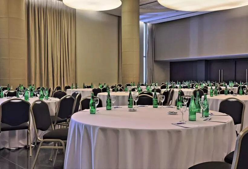 هتل NH City Buenos Aires