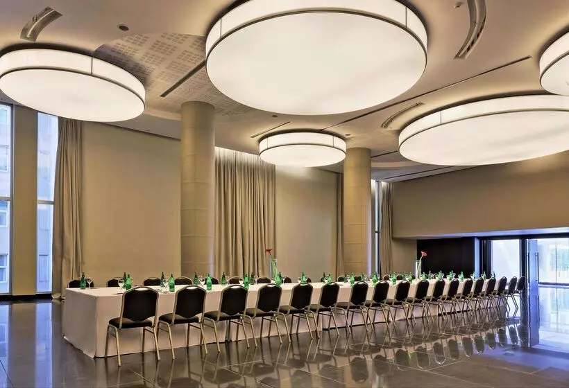 هتل NH City Buenos Aires