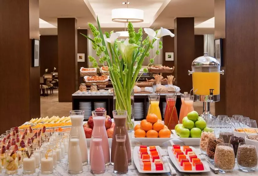 هتل NH City Buenos Aires