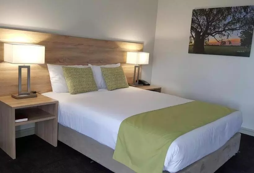 Hotel Quality Inn Carriage House