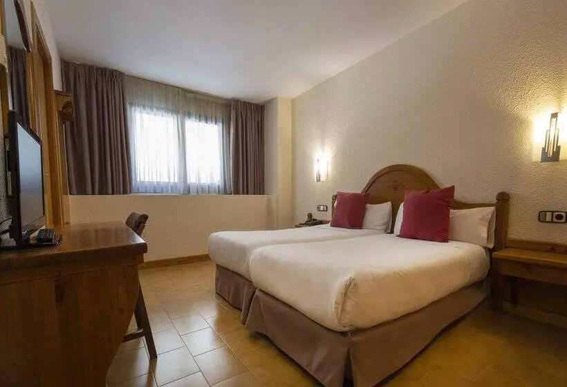 בית מלון כפרי Sant Gothard by Nexta