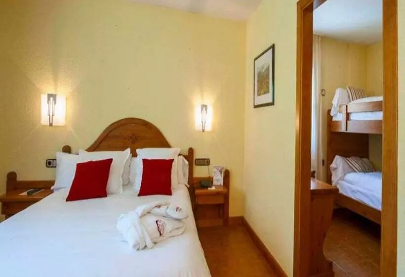 בית מלון כפרי Sant Gothard by Nexta