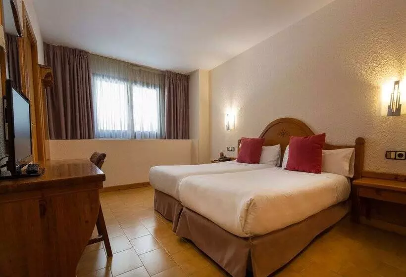 בית מלון כפרי Sant Gothard by Nexta