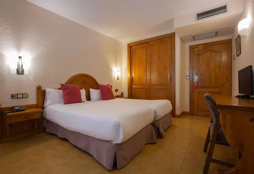 בית מלון כפרי Sant Gothard by Nexta