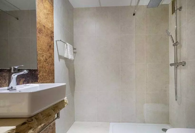 בית מלון כפרי Sant Gothard by Nexta