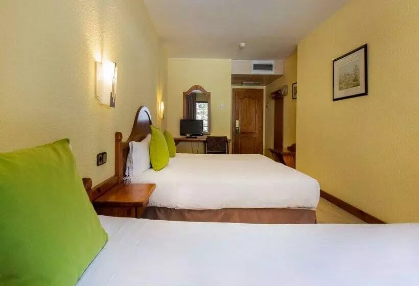 בית מלון כפרי Sant Gothard by Nexta