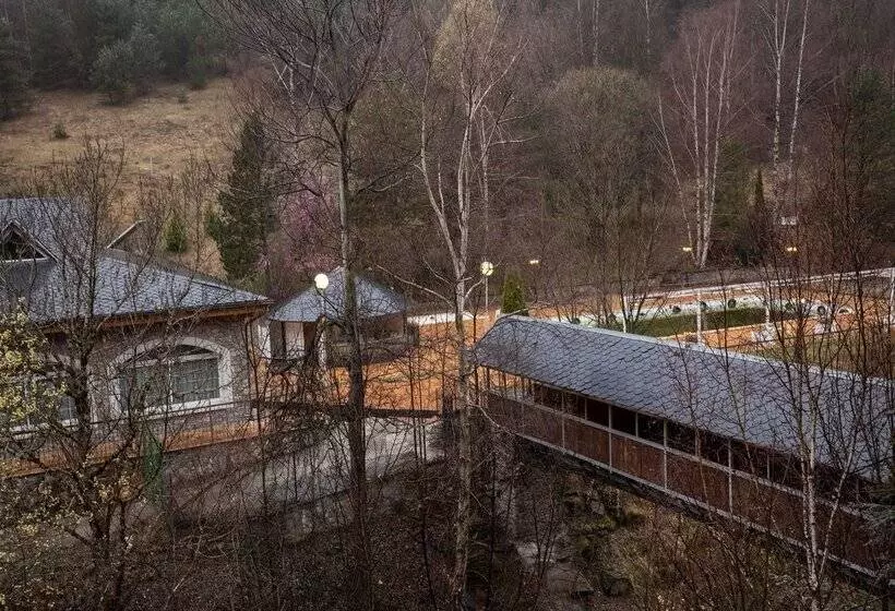 בית מלון כפרי Sant Gothard by Nexta