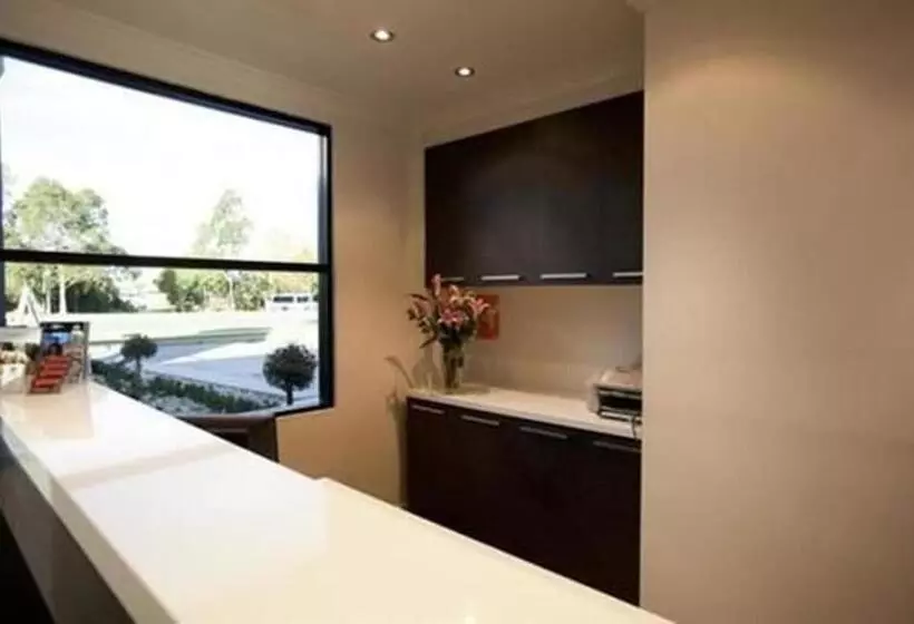 בית מלון כפרי Southgate