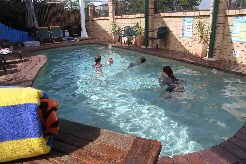 בית מלון כפרי Tweed Harbour Motor Inn