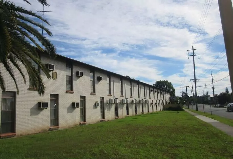 모텔 El Toro Motor Inn