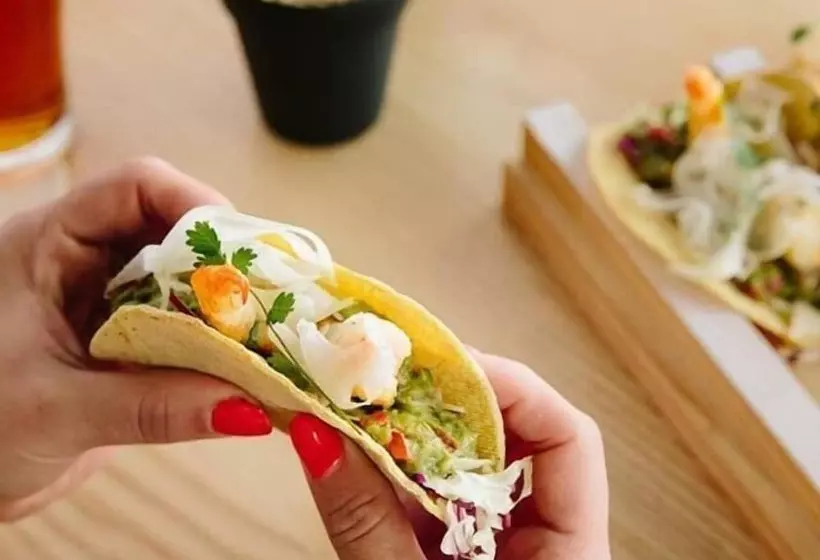 모텔 El Toro Motor Inn