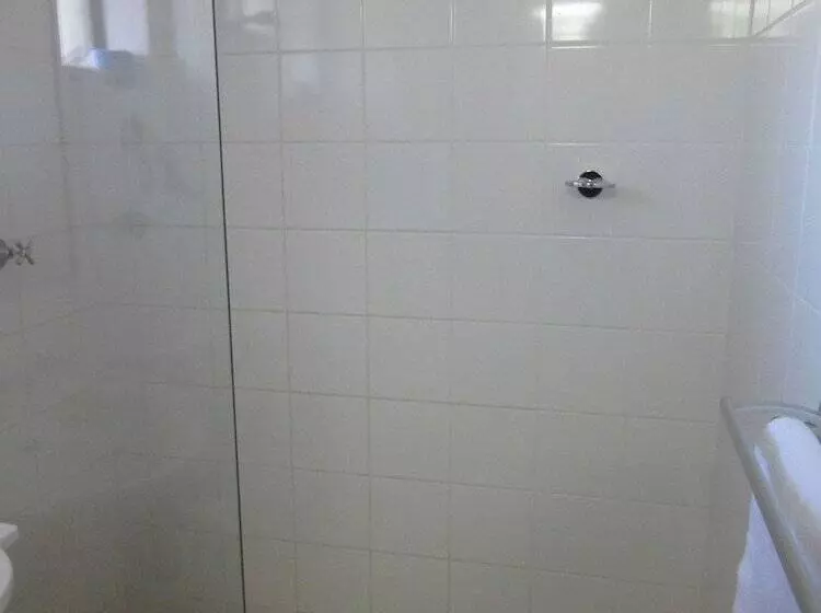 모텔 El Toro Motor Inn