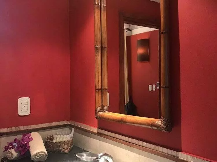 Raices Amambai Lodges