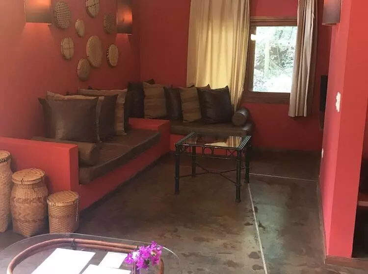 Raices Amambai Lodges