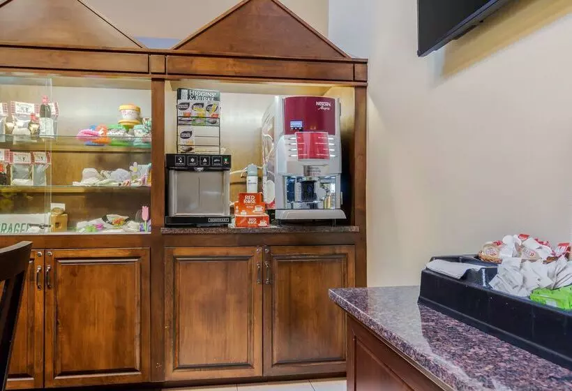 Best Western Plus Dryden Hotel and Conference Centre