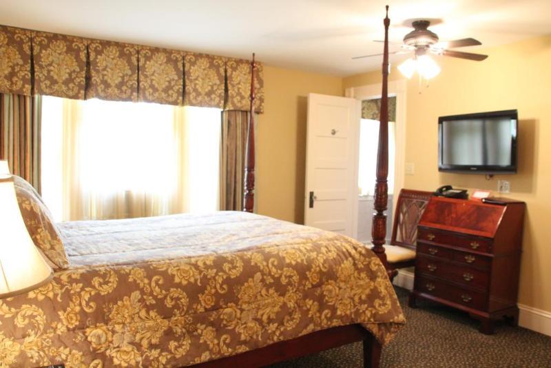 هتل Dundee Arms Inn