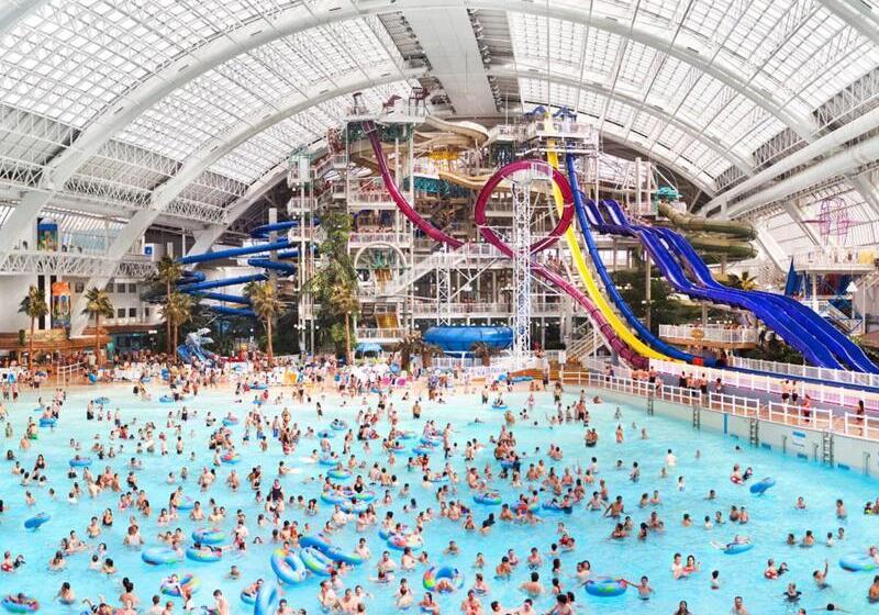 فندق Fantasyland