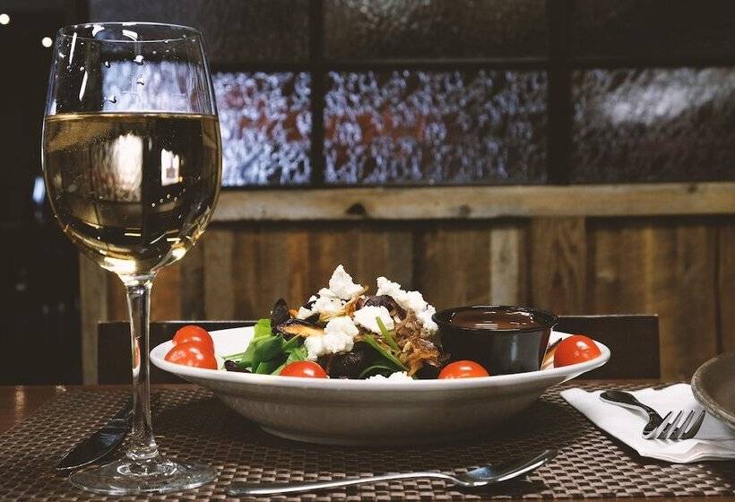 Four Points By Sheraton Edmundston Hotel & Conference Center