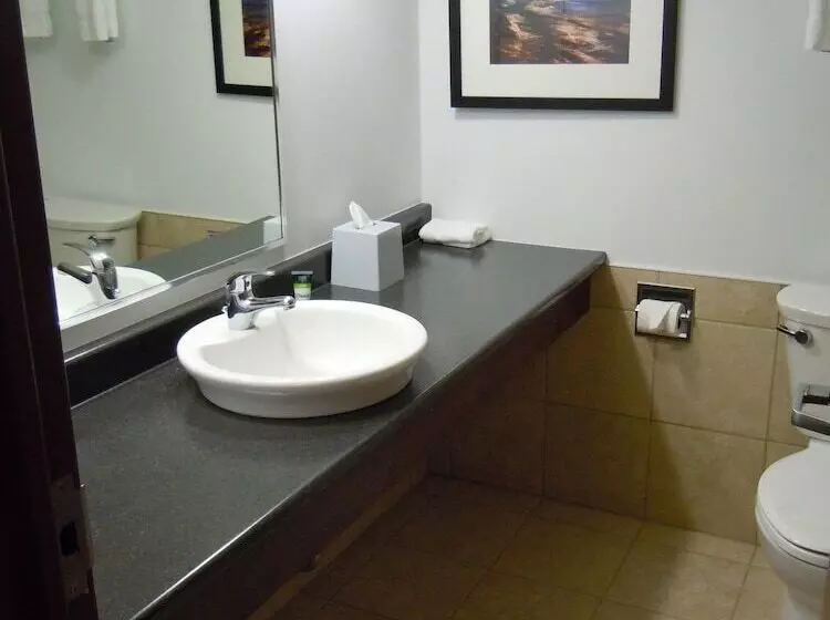 Four Points By Sheraton Edmundston Hotel & Conference Center