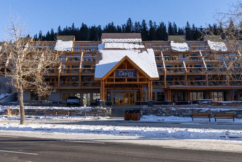 هتل Canoe And Suites