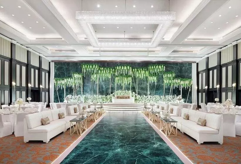 هتل Intercontinental Bahrain, An Ihg