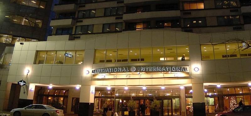 هتل International Suites Calgary