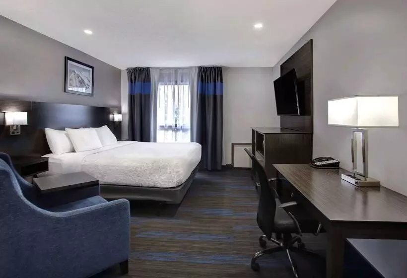 Hotelli Days Inn By Wyndham Barrie