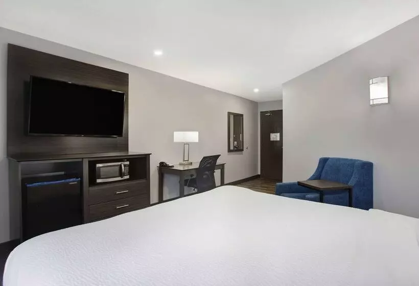 Hotelli Days Inn By Wyndham Barrie