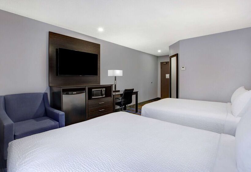 Отель Days Inn By Wyndham Barrie