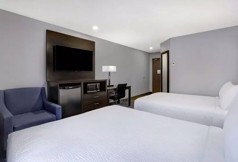 Hotelli Days Inn By Wyndham Barrie