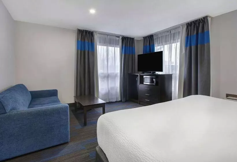 Hotelli Days Inn By Wyndham Barrie