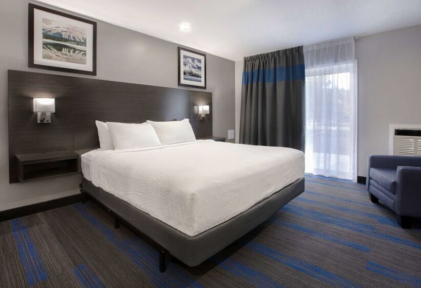 Отель Days Inn By Wyndham Barrie