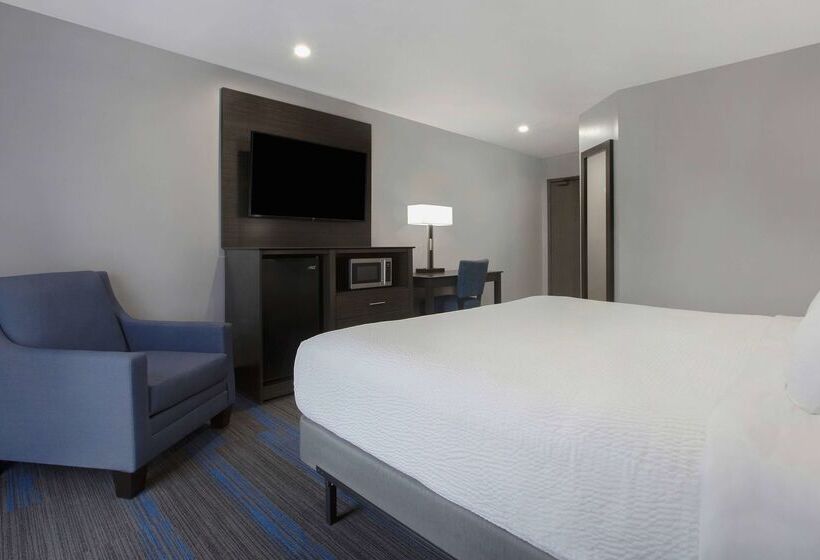 Отель Days Inn By Wyndham Barrie