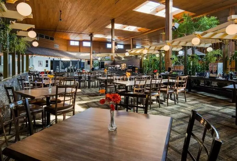 Hotel Surestay By Best Western Chilliwack