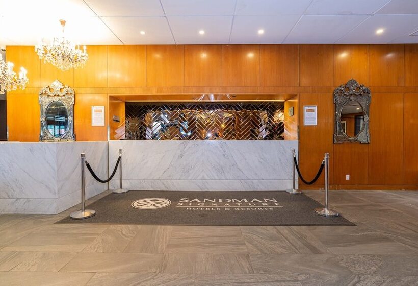 Hotel Sandman Signature Edmonton Downtown