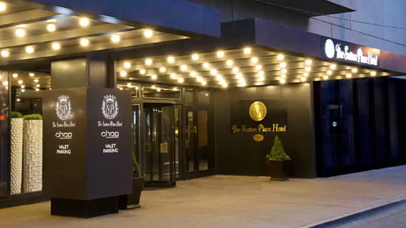 Hotel Sandman Signature Edmonton Downtown