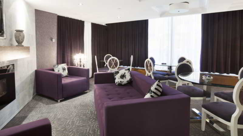 Hotel Sandman Signature Edmonton Downtown