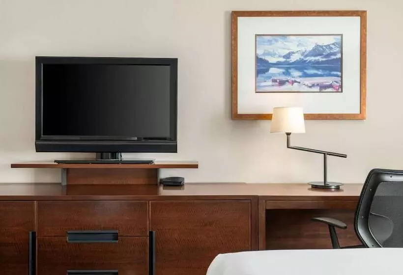 ホテル Travelodge By Wyndham Calgary South