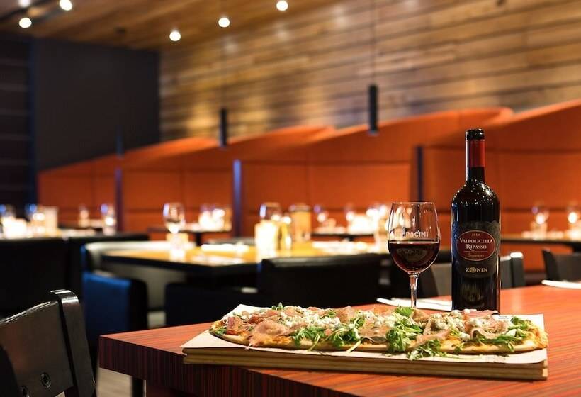 هتل Universel Alma