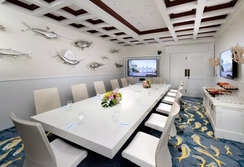 استراحتگاه Sandals Royal Bahamian All Inclusive   Couples Only