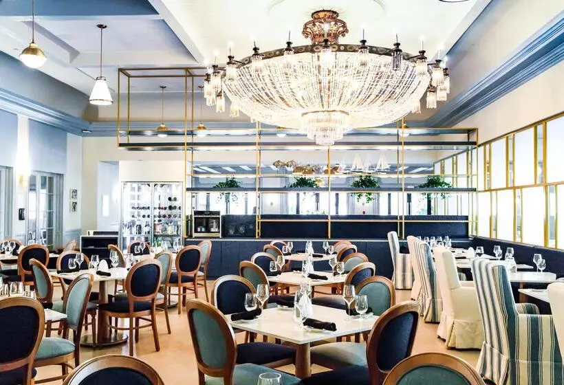 استراحتگاه Sandals Royal Bahamian All Inclusive   Couples Only