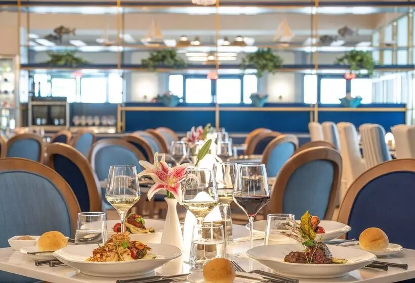 استراحتگاه Sandals Royal Bahamian All Inclusive   Couples Only