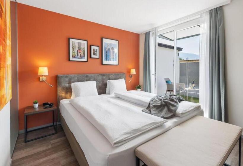 Hotel Ascona Lodge, Pool & Garden Retreat