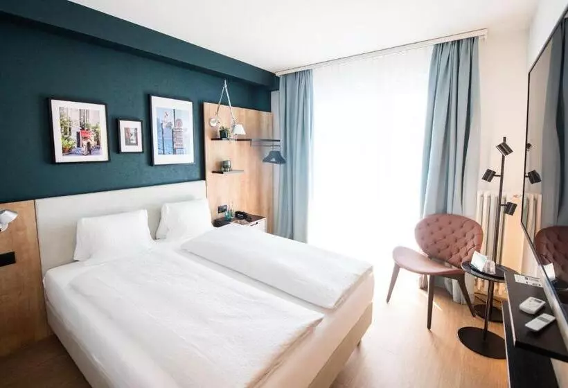 Hotell Ascona Lodge, Pool & Garden Retreat