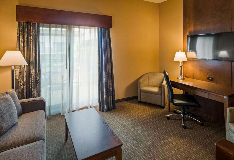 هتل Best Western Plus Lamplighter Inn & Conference Centre