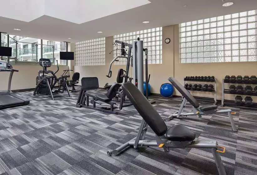 Szálloda Best Western Plus Lamplighter Inn & Conference Centre