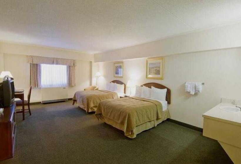 هتل Courtyard By Marriott Regina Downtown